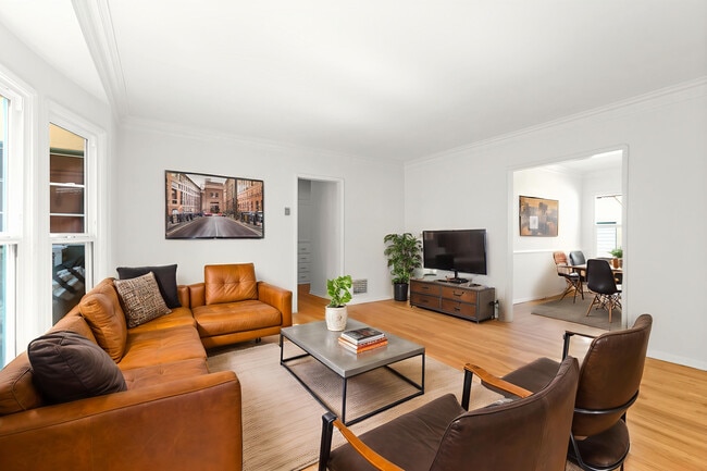522 N Genesee Ave, Unit 522