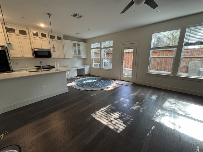 property at 2129 Lovedale Ave