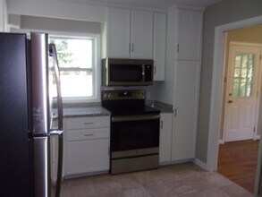 2000 Milbank Rd in Richmond, VA - Building Photo - Building Photo