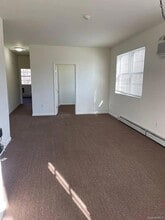 103 Pipetown Hill Rd in Nanuet, NY - Building Photo - Building Photo