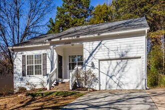13409 Baker Mills Rd in Pineville, NC - Building Photo - Building Photo