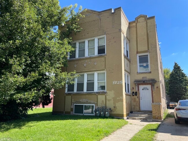 property at 1725 Dodge Ave