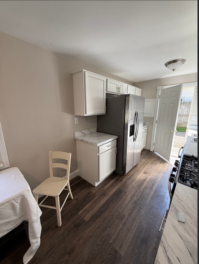 5006 Delbrook Ave in Lansing, MI - Building Photo - Building Photo