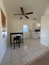 247 Cocos Dr in Orlando, FL - Building Photo - Building Photo