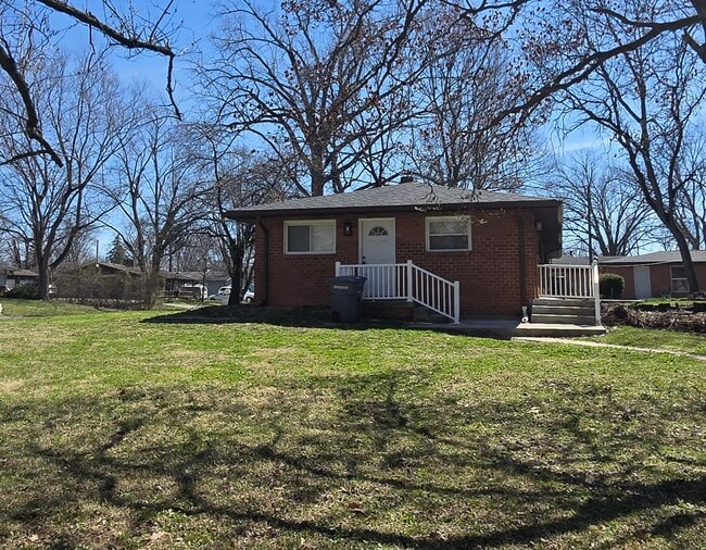 7161 E Pleasant Run Pkwy S Dr