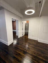 190 High St, Unit 5 in Boston, MA - Foto de edificio - Building Photo