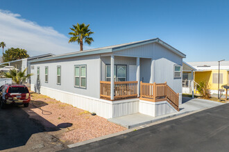 Royal Mobile Park in Las Vegas, NV - Building Photo - Primary Photo