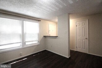 9401 Lost Trail Way in Potomac, MD - Building Photo - Building Photo