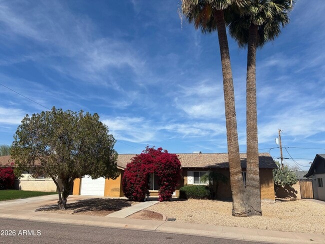 property at 8636 E Dianna Dr