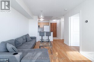 35 Bales Ave in Toronto, ON - Building Photo