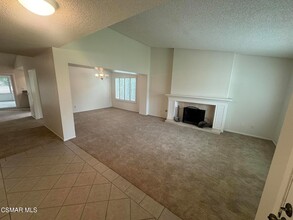6439 Hazel Cir in Simi Valley, CA - Building Photo - Building Photo