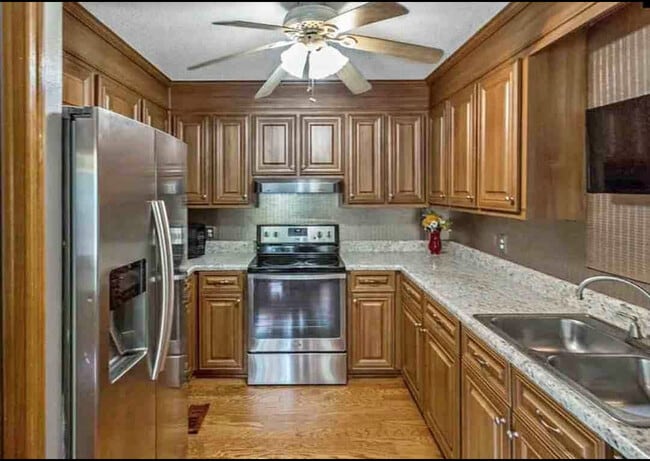 property at 100 Pear Tree Cir