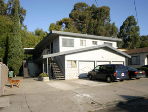 2333 Humboldt Ave in Oakland, CA - Building Photo - Building Photo