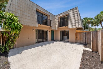 6201 62nd Way in West Palm Beach, FL - Building Photo - Building Photo