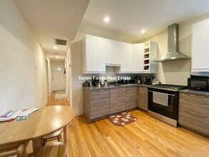 29 Edison Grn, Unit 1 in Boston, MA - Building Photo - Building Photo