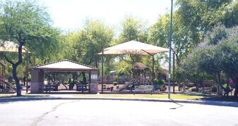 7579 W Rovey Ave in Glendale, AZ - Building Photo