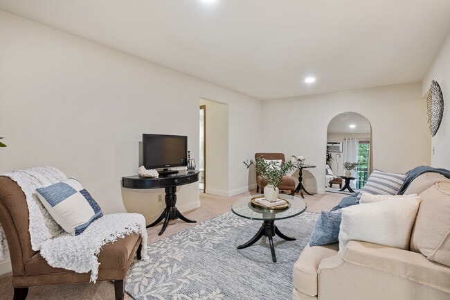 York Creek Apartments