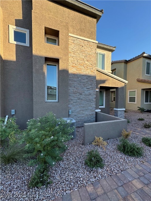 197 Wewatta Ave in Henderson, NV - Foto de edificio - Building Photo