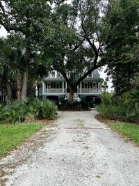 1969 N Creek Dr in Mount Pleasant, SC - Foto de edificio - Building Photo