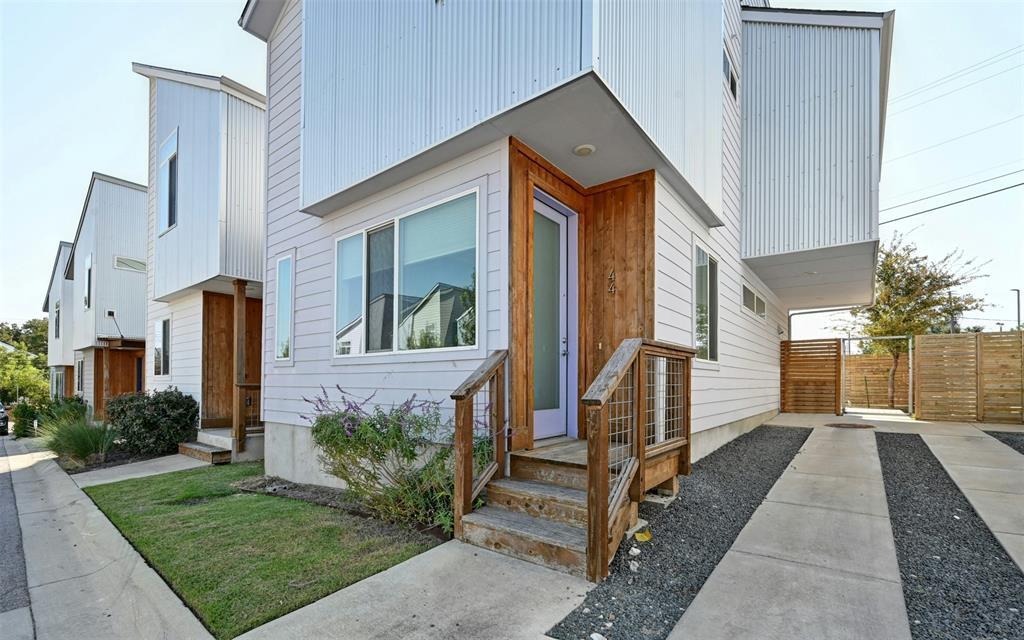 801 N Bluff Dr in Austin, TX - Building Photo