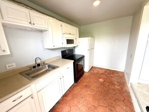 2614 Monterey Street in San Antonio, TX - Building Photo - Interior Photo