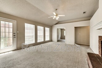 6010 Wall St in Arlington, TX - Building Photo - Building Photo