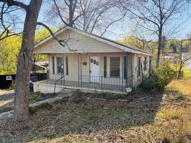 838 N 34th St in Gadsden, AL - Building Photo - Building Photo