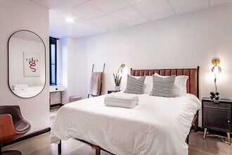 1020 16th St NW in Washington, DC - Building Photo - Building Photo