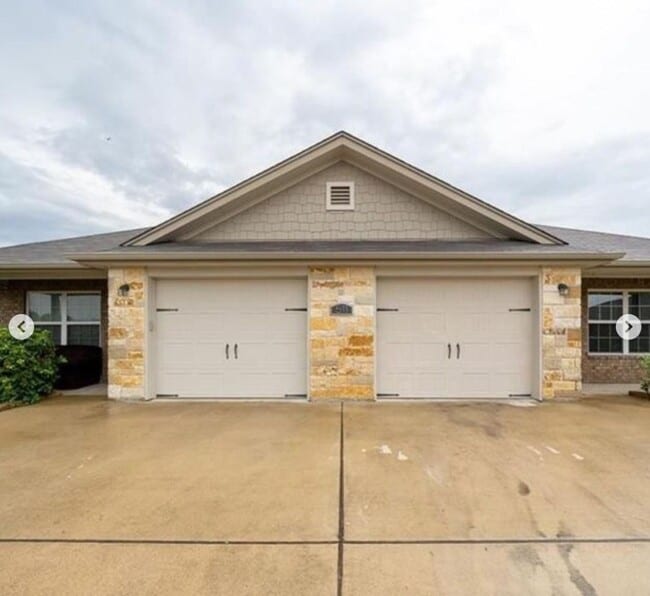 property at 511 Kacie Dr