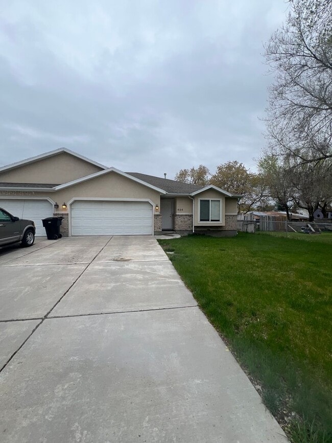 464 E 800 S St-Unit -464 E 800 S in Springville, UT - Building Photo - Building Photo