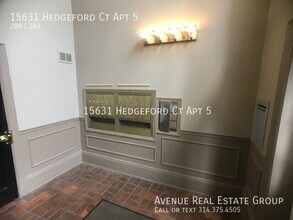15631 Hedgeford Ct in Chesterfield, MO - Building Photo - Building Photo