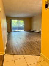 32 Whites Ave, Unit E112 in Watertown, MA - Building Photo - Building Photo