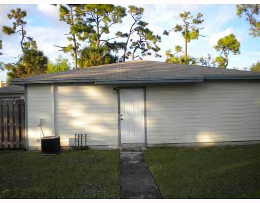 1854 My Pl Ln in West Palm Beach, FL - Building Photo - Building Photo