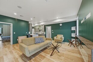 186 Paris St, Unit 1 in Boston, MA - Building Photo