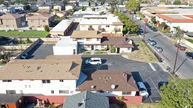 10601 Lowden St in Stanton, CA - Building Photo - Building Photo