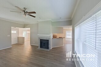 1253 Essex Dr in Desoto, TX - Building Photo - Building Photo