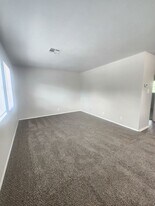 4701 Lakeside Dr in Evansville, IN - Building Photo