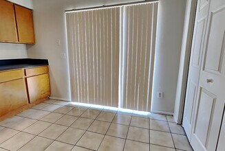 15117 Avalon Ave in Clearwater, FL - Foto de edificio - Building Photo