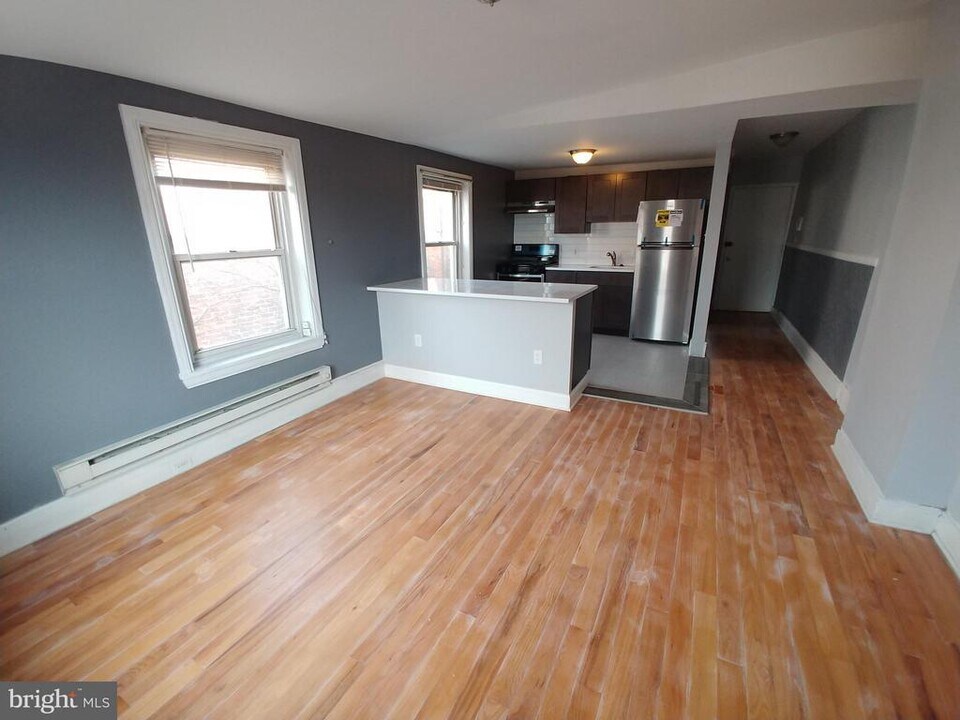 1508 S Broad St in Philadelphia, PA - Building Photo