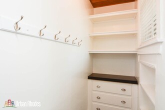 1653 W Gregory St, Unit J03W in Chicago, IL - Building Photo - Building Photo