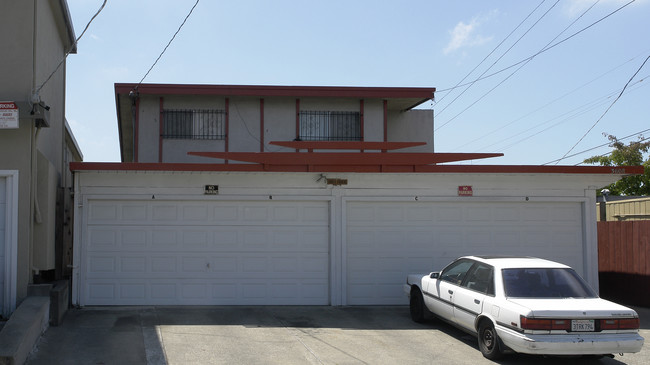 3608 Midvale Ave in Oakland, CA - Building Photo - Building Photo