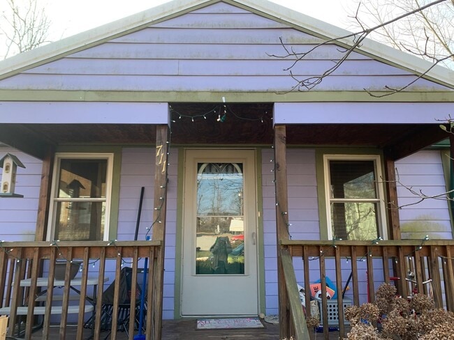 711 W Dodds St in Bloomington, IN - Building Photo - Building Photo