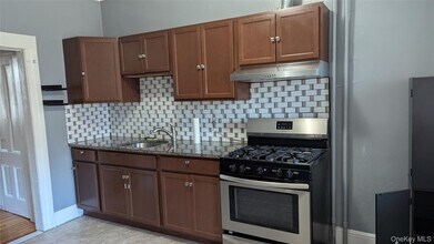 36 Lake St in Highland Falls, NY - Building Photo - Building Photo