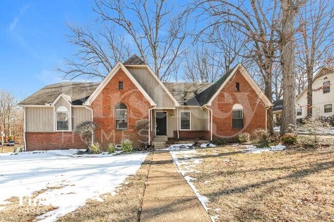 property at 2084 Littlemore Dr