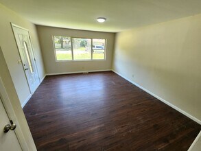 1133 E Edgewood St in Springfield, MO - Building Photo - Building Photo