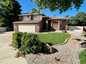 1124 Castle Stone Cir in Washington, UT - Building Photo