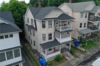 19 Howard St in Waterbury, CT - Building Photo - Building Photo