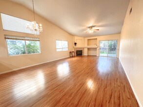 5206 Fawn Hollow Way in Antelope, CA - Building Photo - Building Photo