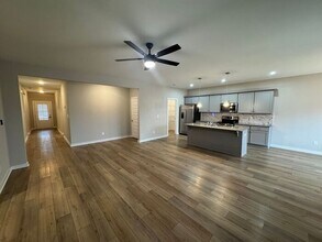 131 Flintlock Wy in New Market, AL - Building Photo - Building Photo