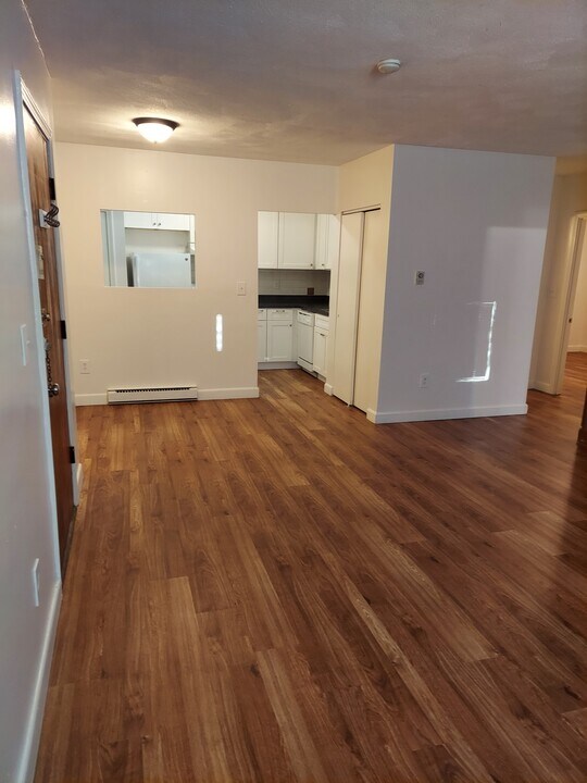 11 Hodges Ave in Quincy, MA - Building Photo